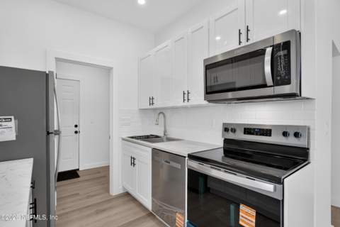 1322 Van Buren Street, Jacksonville FL - photo 10 of 28