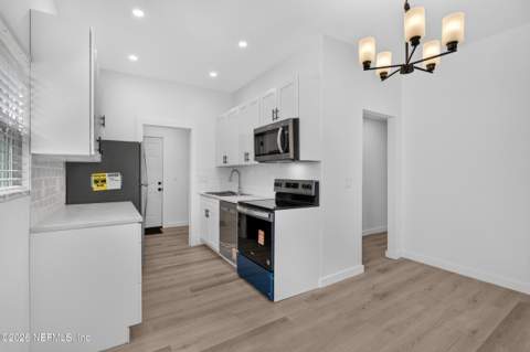 1322 Van Buren Street, Jacksonville FL - photo 8 of 28