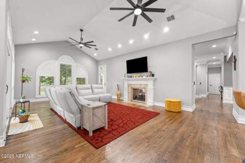 7903 Vineyard Lake Road, Jacksonville FL - photo 17 of 37