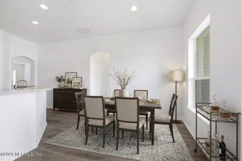 11758 Rolling River Boulevard, Jacksonville FL - photo 8 of 19