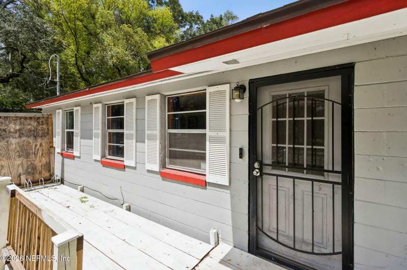 2 bedroom Single Family Residence at 2243 5th Avenue, River Hills Park, Jacksonville — photo 1
