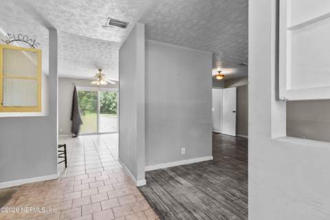 13606 Lanier Road, Jacksonville FL - photo 7 of 25
