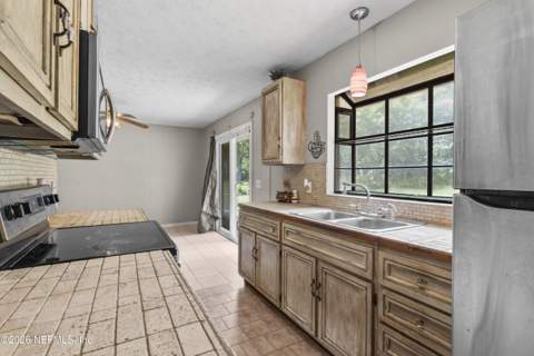 13606 Lanier Road, Jacksonville FL - photo 11 of 25