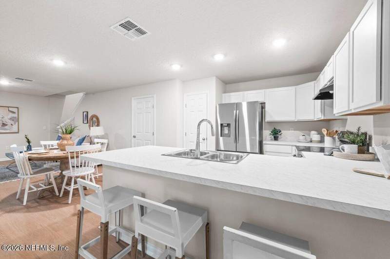 4 bedroom Single Family Residence at 8408 Berry Avenue, Oakwood Villa Ests, Jacksonville — photo 4