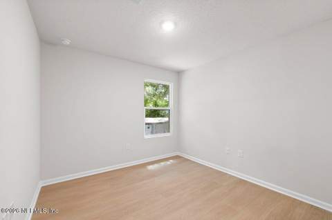 8408 Berry Avenue, Jacksonville FL - photo 19 of 21