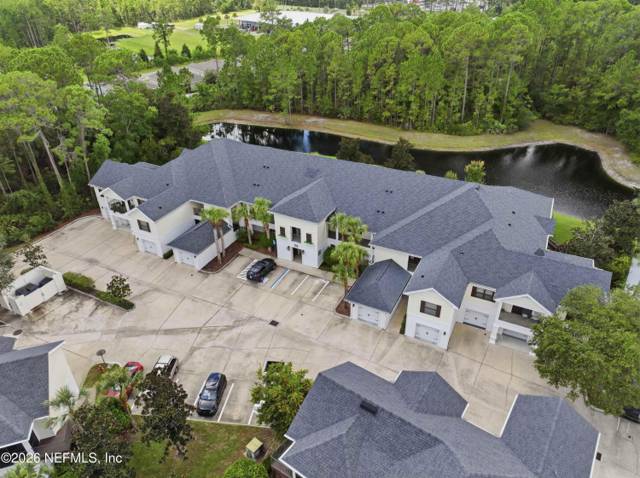 109 LAUREL WOOD Way #105