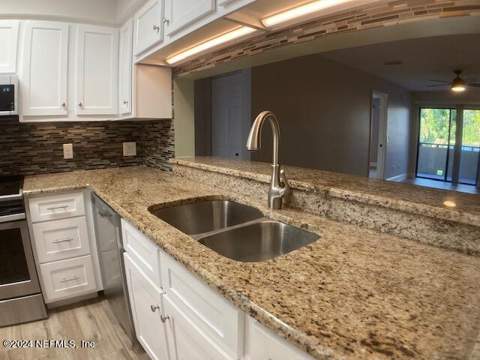 5615 San Juan Avenue #310, Jacksonville FL - photo 12 of 57