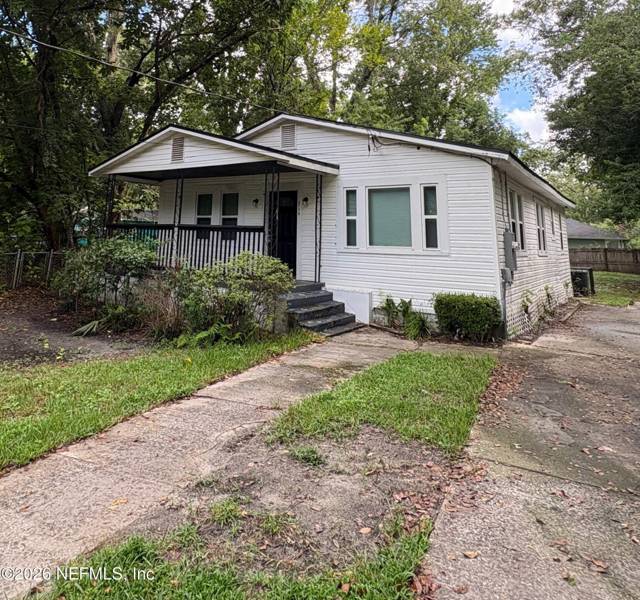 5779 SW CARVER Circle