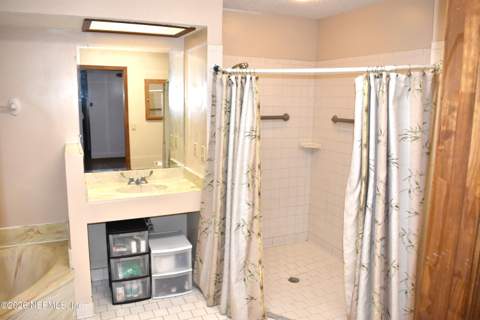 3928 S Hickory Grove Drive, Jacksonville FL - photo 19 of 29