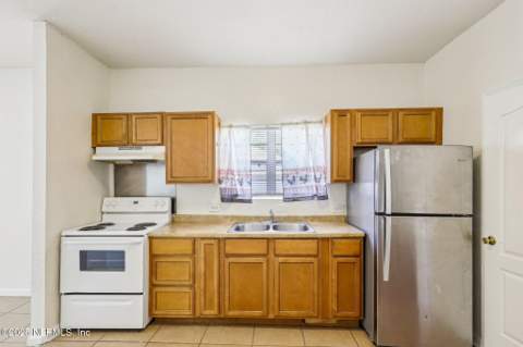 1071 Scriven Street, Jacksonville FL - photo 15 of 33