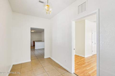 1071 Scriven Street, Jacksonville FL - photo 17 of 33