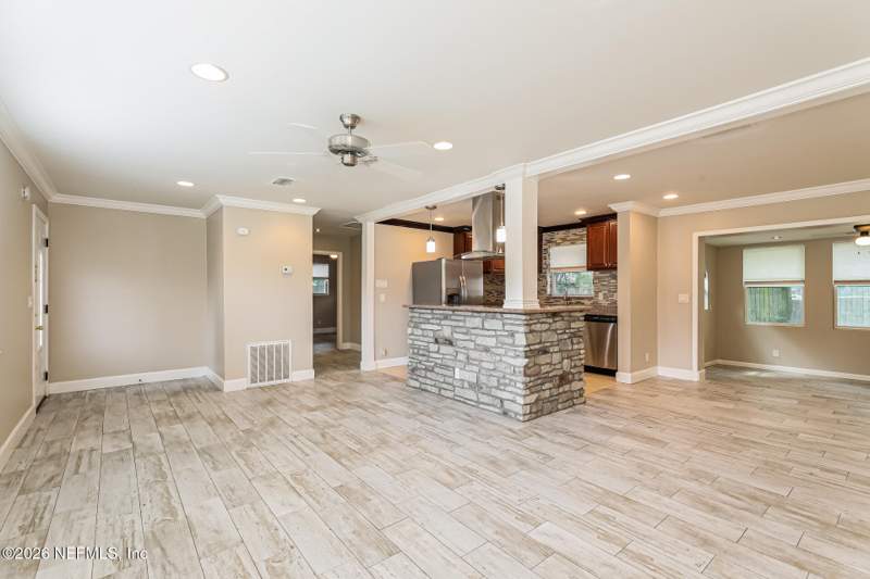 3 bedroom Single Family Residence at 7519 Quitina Drive, Arlington Hills, Jacksonville — photo 5