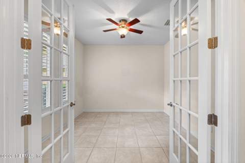 131 Old Carriage Court, Jacksonville FL - photo 8 of 55