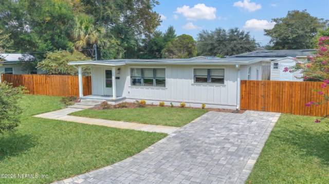 469 SKATE Road, Atlantic Beach 32233 home for sale