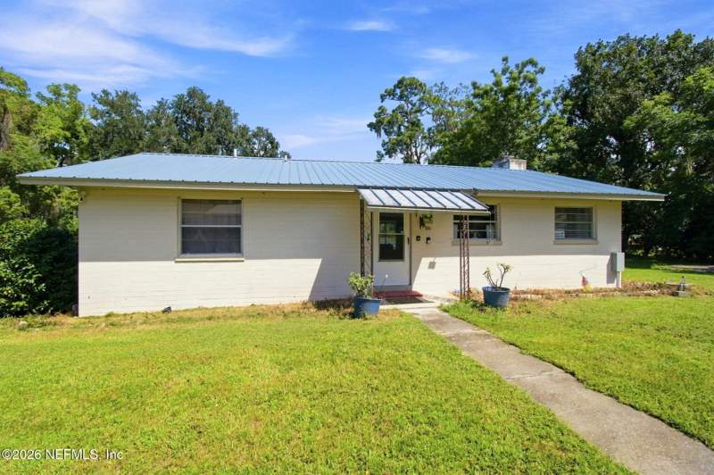 2 bedroom Single Family Residence at 920 Read Avenue, Crescent Hill, Crescent City — photo 4