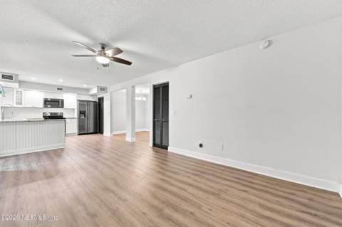 8566 Goldeneye Lane, Jacksonville FL - photo 16 of 40