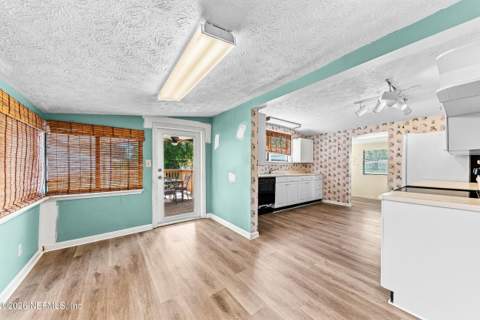 2500 Community Road, Jacksonville FL - photo 13 of 26