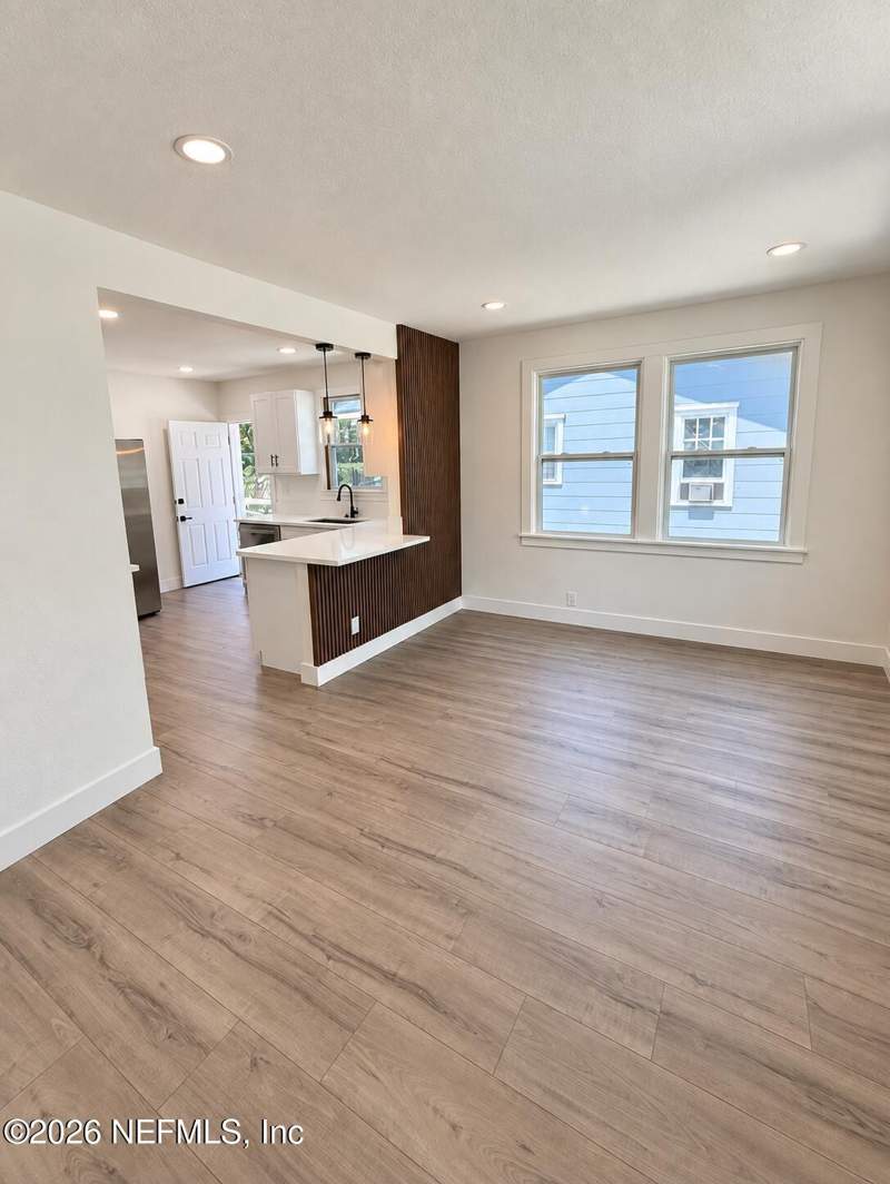 3 bedroom Single Family Residence at 4908 Silver Street, Pearl Crest, Jacksonville — photo 2