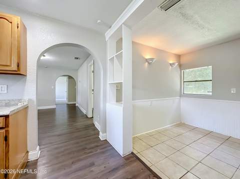 3811 Spring Park Road, Jacksonville FL - photo 10 of 33