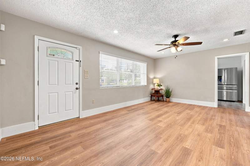 3 bedroom Single Family Residence at 1049 Nightingale Road, Glynlea Park, Jacksonville — photo 3