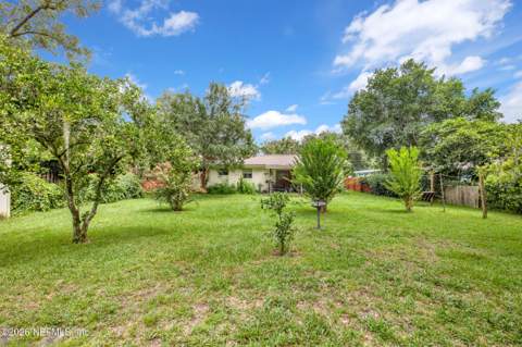 302 Westover Circle, Palatka FL - photo 23 of 32