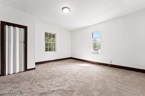 2344 Janette Street, Jacksonville FL - photo 6 of 22