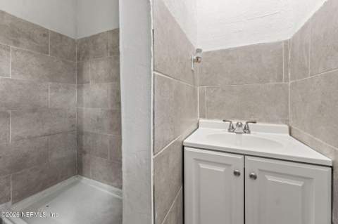 2344 Janette Street, Jacksonville FL - photo 17 of 22