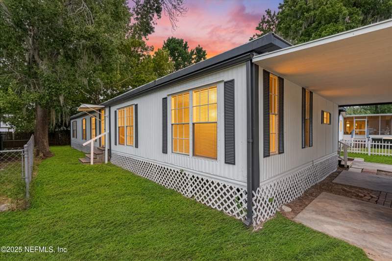 4 bedroom Mobile Home at 7623 Sunwood Drive, Baywood Park, Jacksonville — photo 4