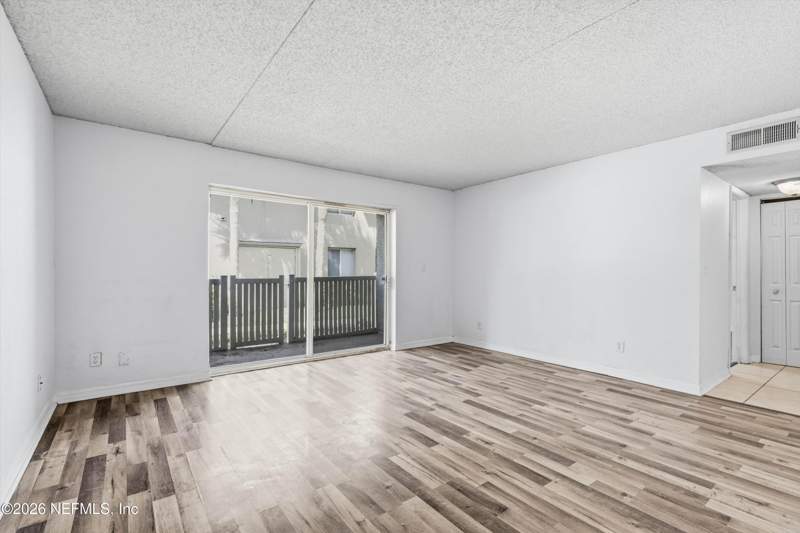 1 bedroom Condominium at 355 Monument Road #10 D1, Bella Terraza, Jacksonville — photo 5