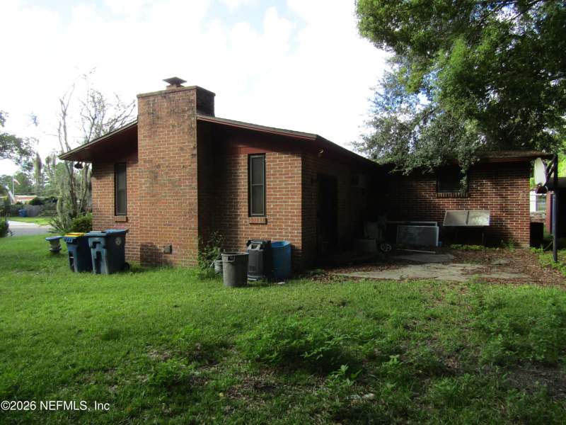 2 bedroom Single Family Residence at 2607 Wilkins Court, Floradale, Jacksonville — photo 3