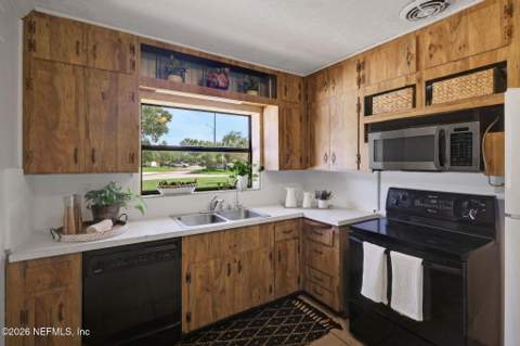 1103 Palm Circle, Jacksonville Beach FL - photo 8 of 32
