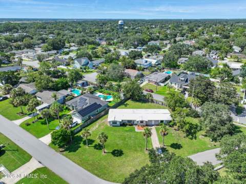 1103 Palm Circle, Jacksonville Beach FL - photo 24 of 32