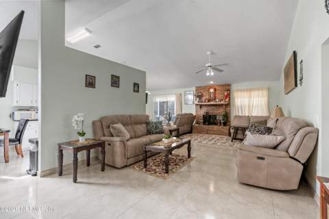 2684 Sam Hardwick Boulevard, Jacksonville FL - photo 8 of 32