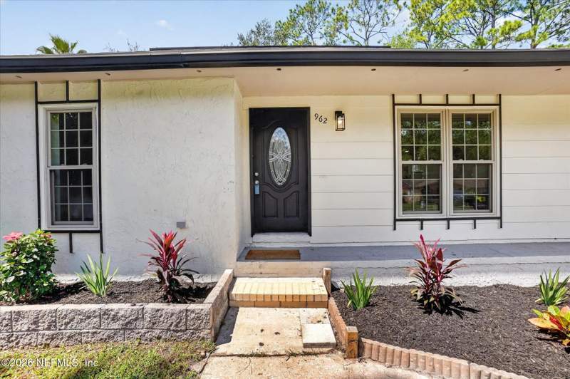 5 bedroom Single Family Residence at 962 Grove Park Drive, Grove Park, Orange Park — photo 4