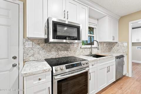 11948 Aaron Road, Jacksonville FL - photo 16 of 33