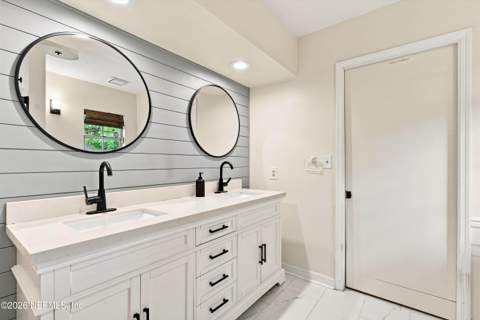 2443 Cedar Shores Circle, Jacksonville FL - photo 15 of 29