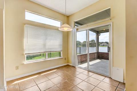 13062 Brians Creek Drive, Jacksonville FL - photo 13 of 39