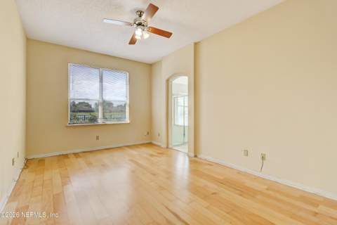 13062 Brians Creek Drive, Jacksonville FL - photo 19 of 39