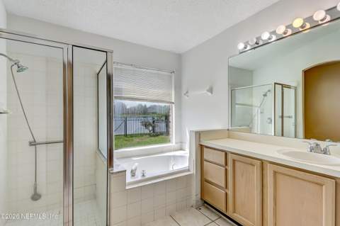 13062 Brians Creek Drive, Jacksonville FL - photo 23 of 39