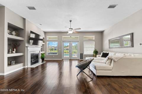 6352 Lake Plantation Drive, Jacksonville FL - photo 6 of 42