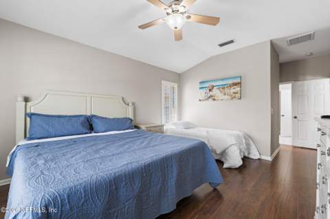 6352 Lake Plantation Drive, Jacksonville FL - photo 22 of 42