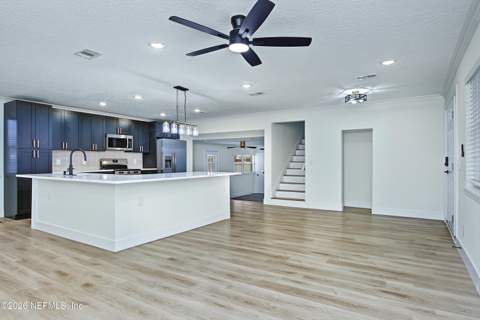 8529 Burkhall Street, Jacksonville FL - photo 9 of 41