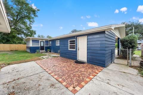 2443 Ironwood Drive, Jacksonville FL - photo 19 of 23