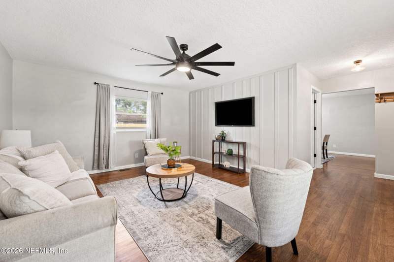 3 bedroom Single Family Residence at 2443 Ironwood Drive, Love Grove Acres, Jacksonville — photo 5