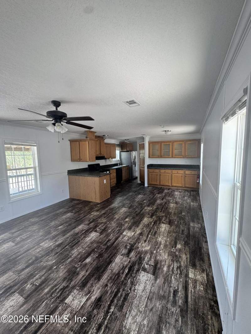 2 bedroom Single Family Residence at 282 Beecher Springs Road, Crescent City, Crescent City — photo 5
