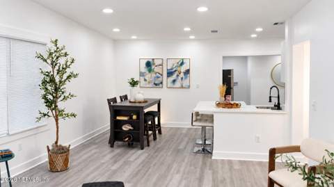 628 E 59th Street, Jacksonville FL - photo 9 of 22