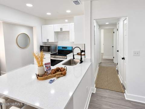 628 E 59th Street, Jacksonville FL - photo 10 of 22