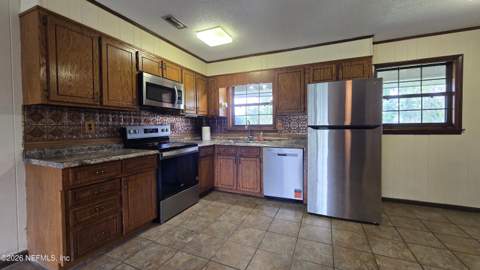 1017 Pineview Circle, Live Oak FL - photo 8 of 18