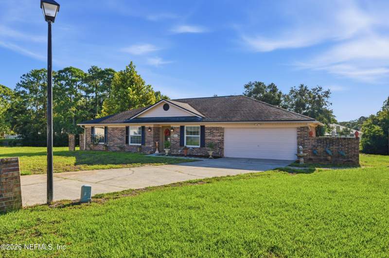 4 bedroom Single Family Residence at 12430 Gentle Ben Court, Mt Pleasant, Jacksonville — photo 3
