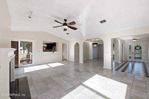12430 Gentle Ben Court, Jacksonville FL - photo 12 of 40
